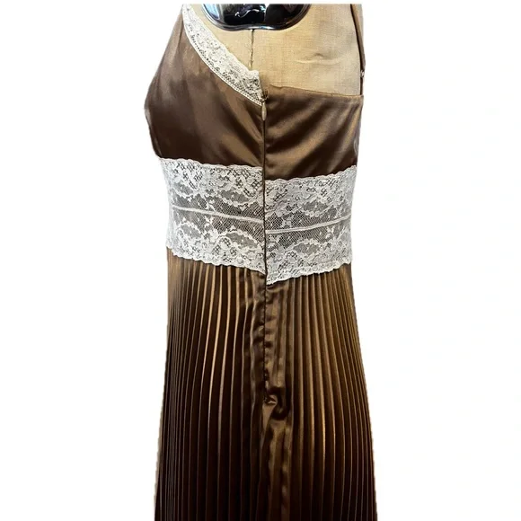Vintage Betsey Johnson Pleated Lace Gold Dress - Picture 6 of 12